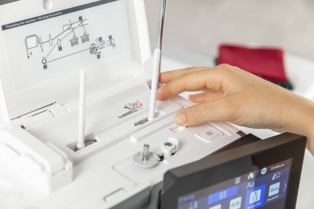 janome continental m17 image10